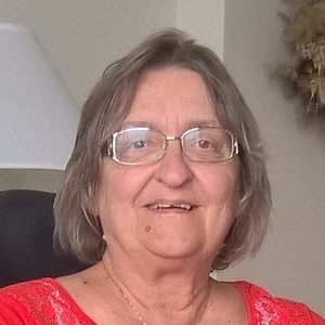 Meet your Posher, Kay